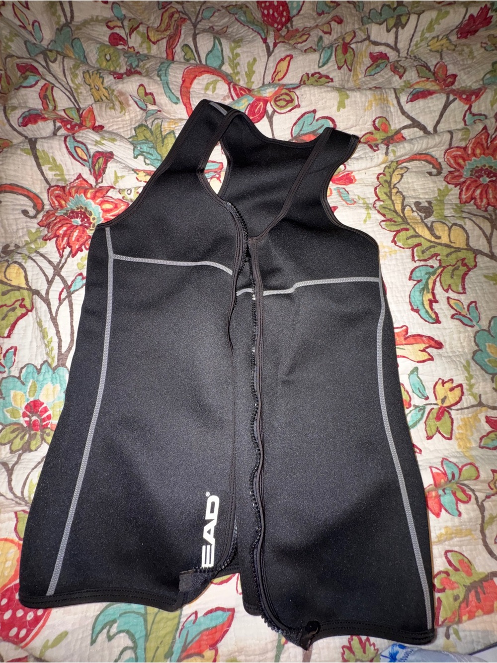 HEAD Black Athletic Neoprene Zip Vest with Gray Piping waist trimmer